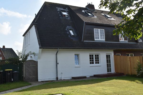 Ansicht vom Garten aus